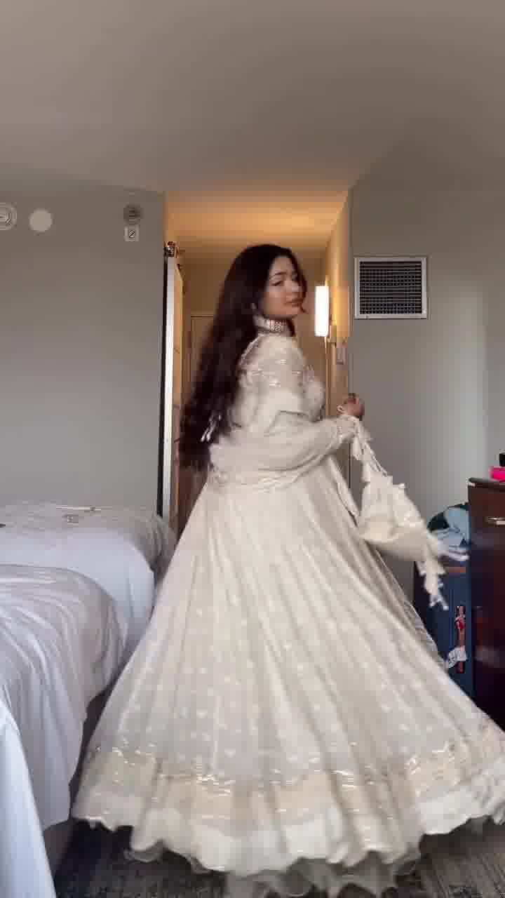 Vintage Aura Floral Anarkali Ensemble