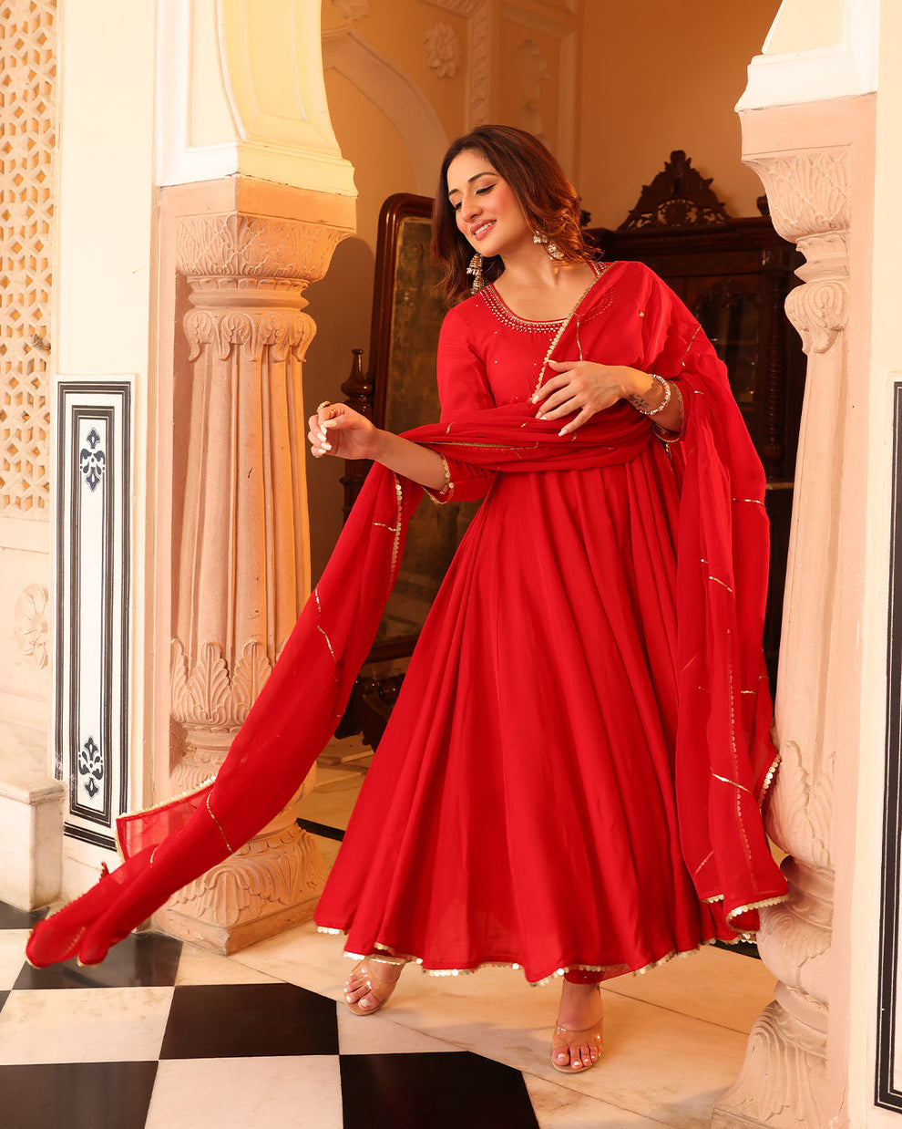 INAAYAT RED Suit SET
