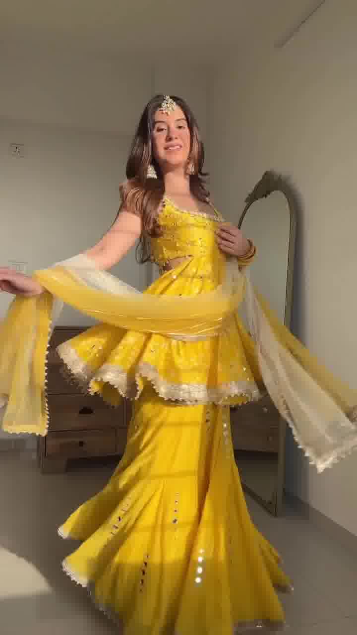 Vaani Traditional Salwar Suit