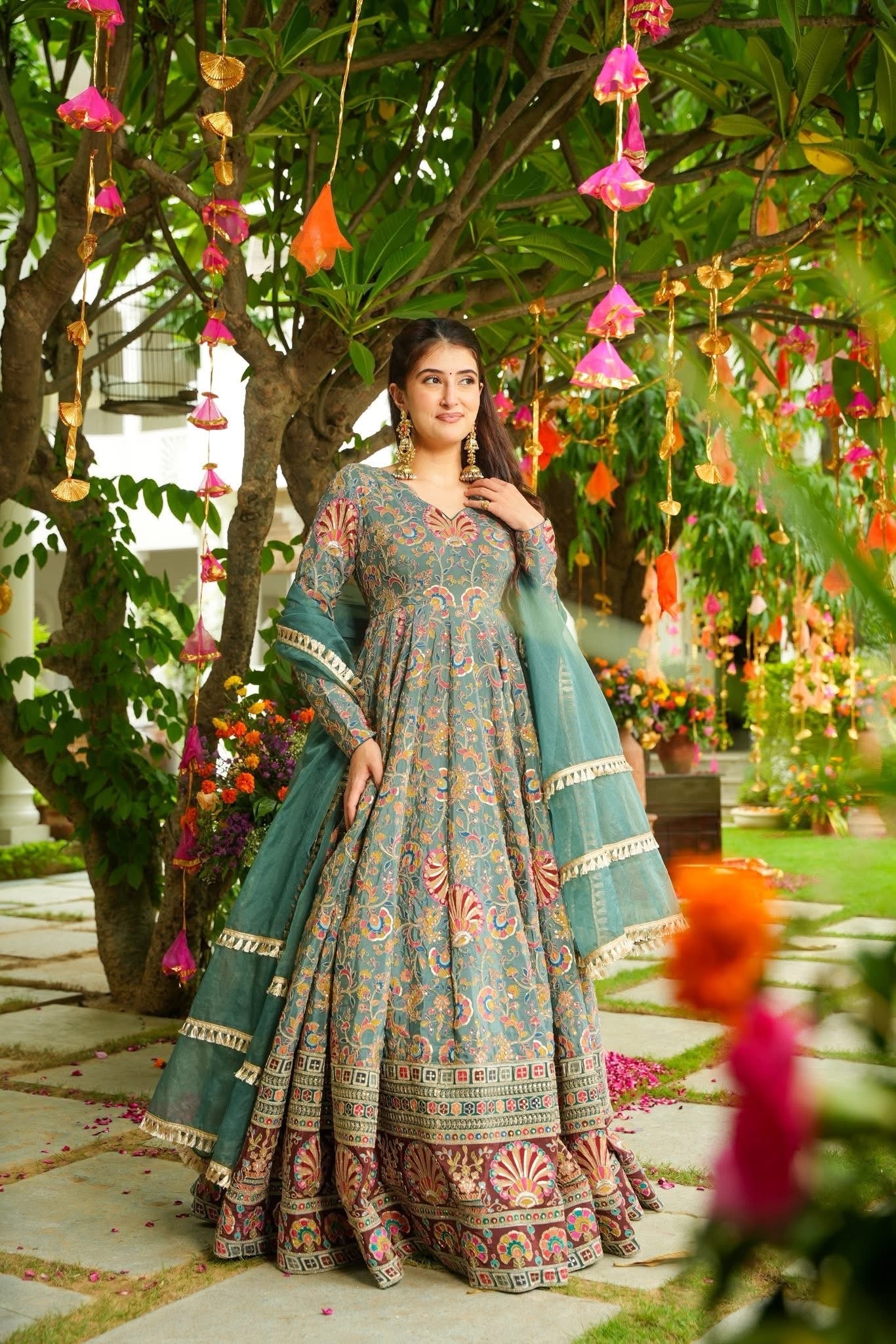 Calista Embroidered Heavy Maxi Set