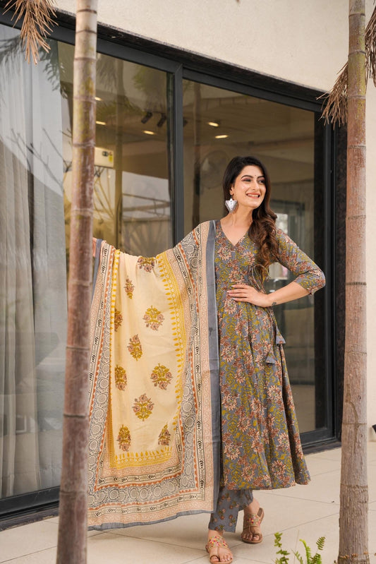 Vintage Charm Cotton Suit Set