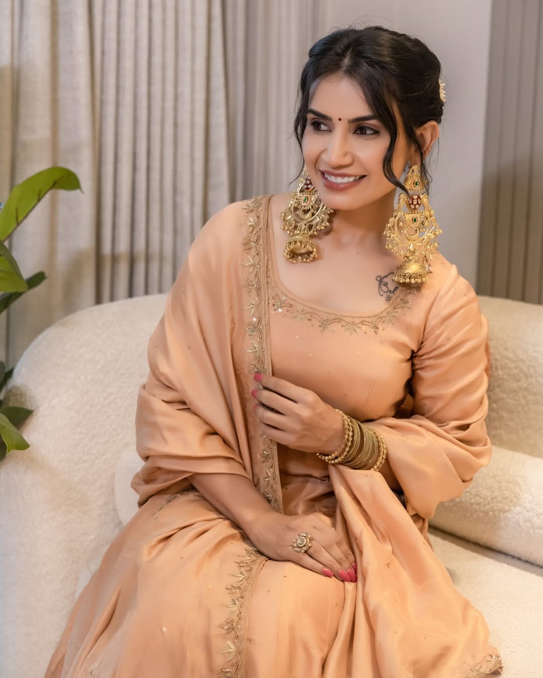 Noor-e-Peach Luxe Silk Anarkali Set