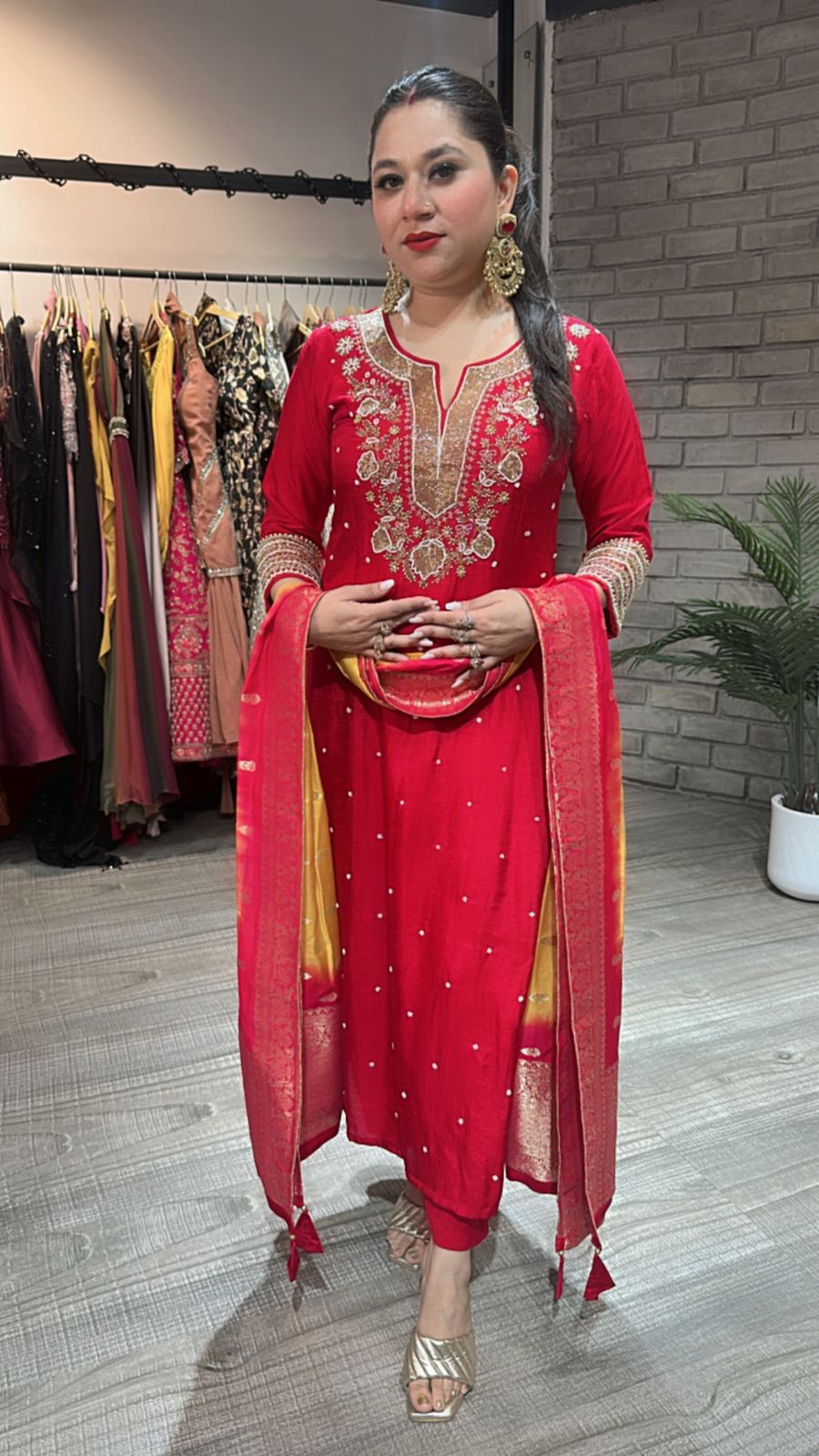 Bindi Katdana work suit