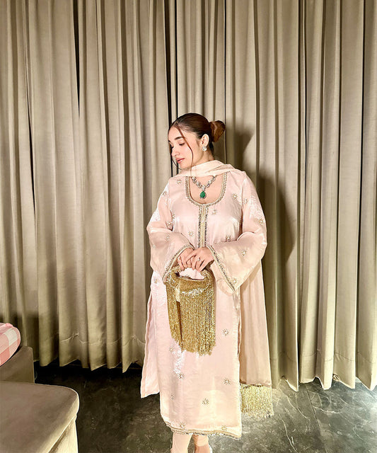 Gulbano Hand Embroidered Kurta Set