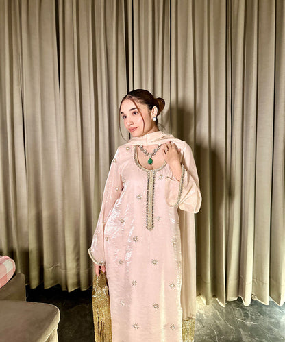 Gulbano Hand Embroidered Kurta Set