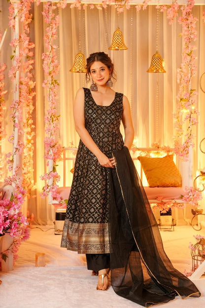 Silken Nightfall black suit set