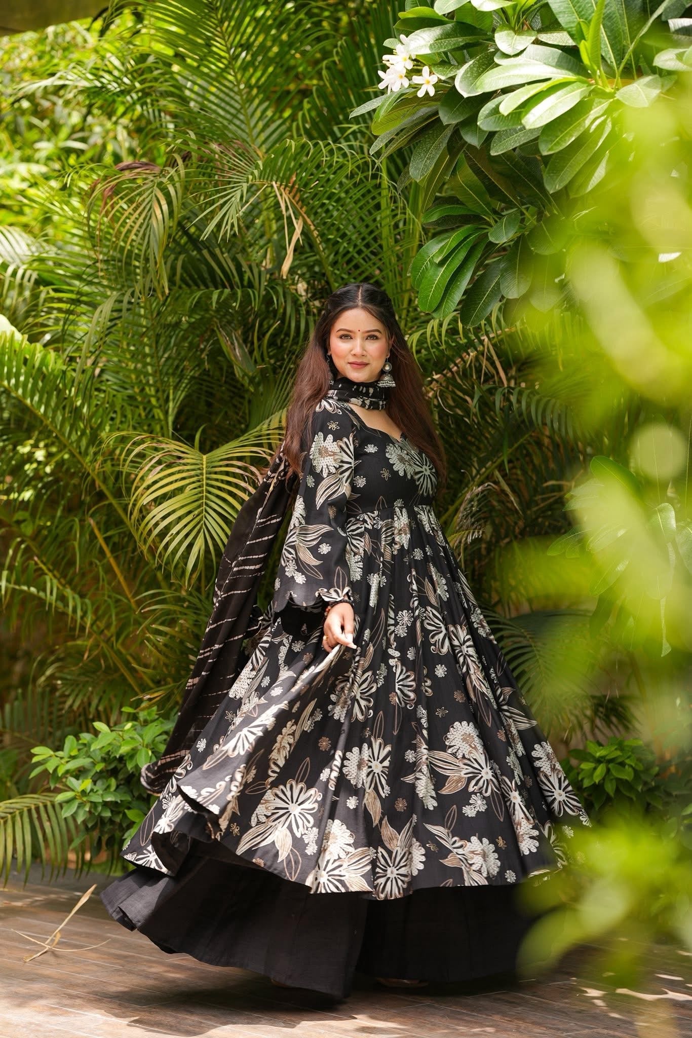 Mehrunissa Black Cotton Suit Set