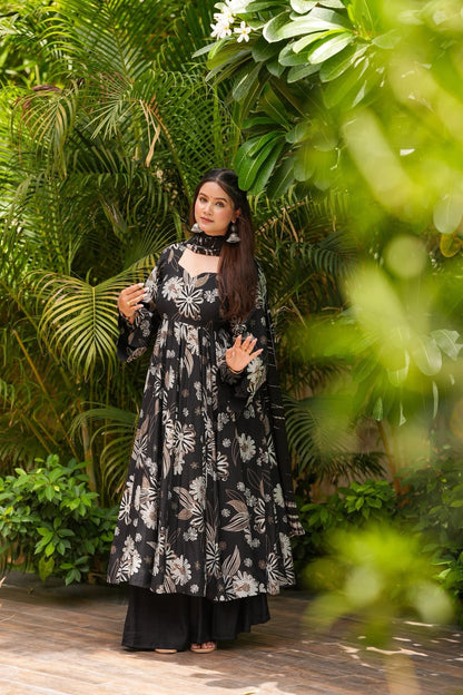 Mehrunissa Black Cotton Suit Set