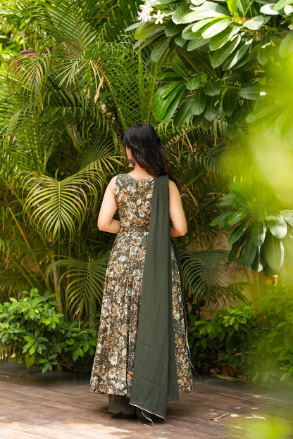 Aaranya Rayon Suit Set