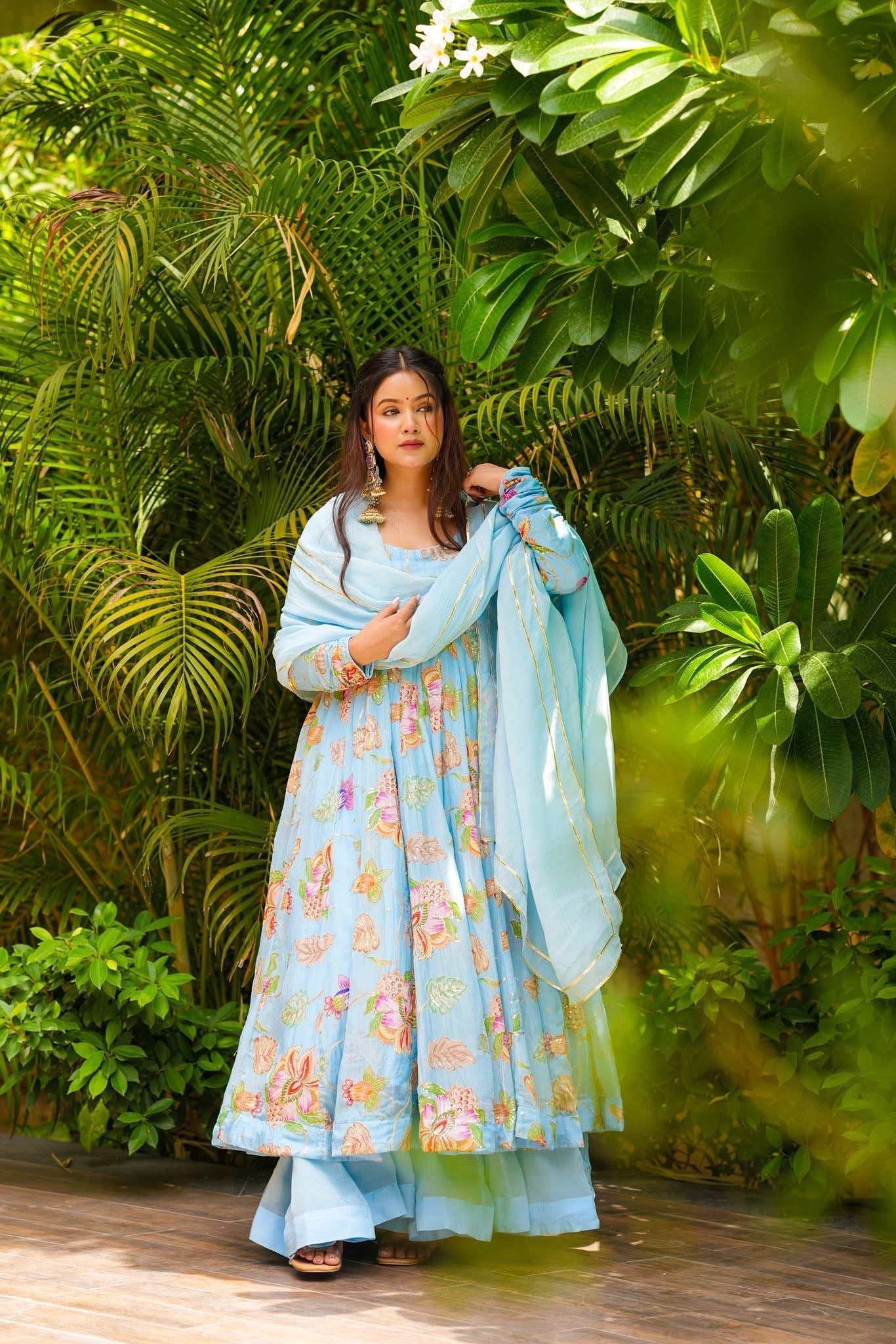 Neelaya Organza Suit Set