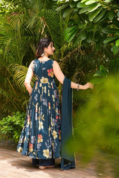 Botaniq Muse Rayon Suit Set