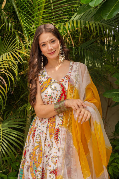 Divyakirti Heavy Maxi Set