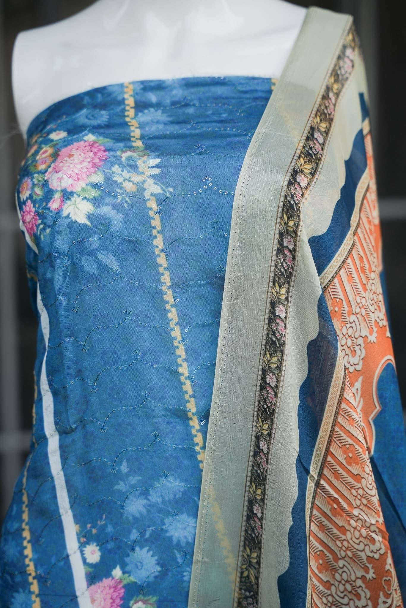 Kavisha Unstitched Suit Set