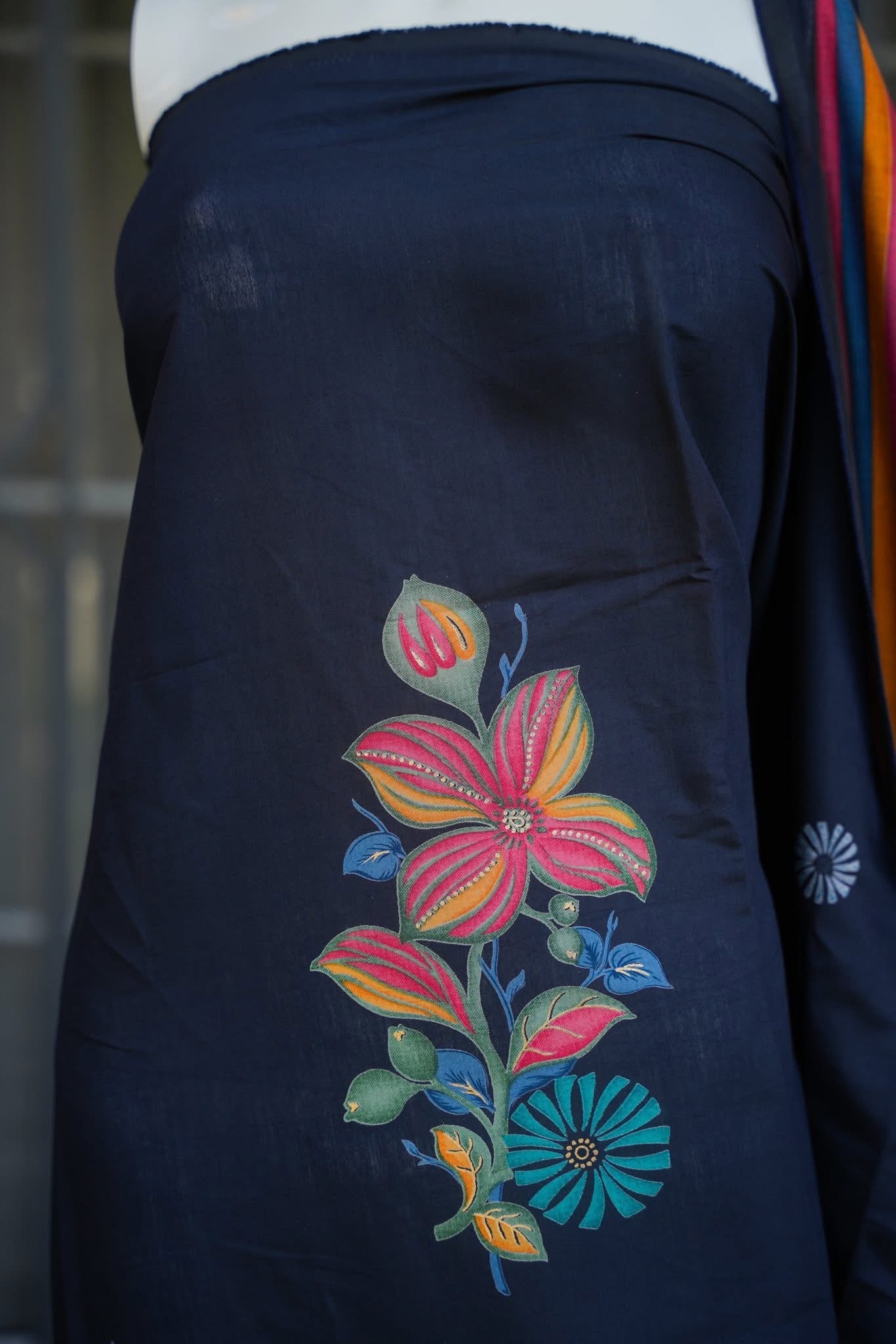 Maira Black Unstitched Suit Set