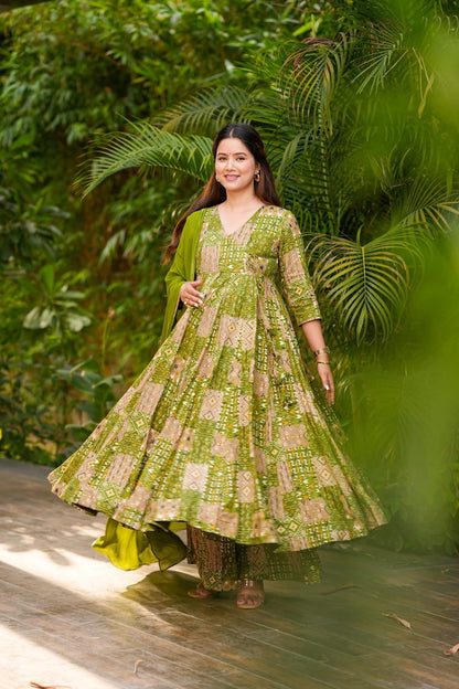 Siya Leaflet Rayon Suit Set