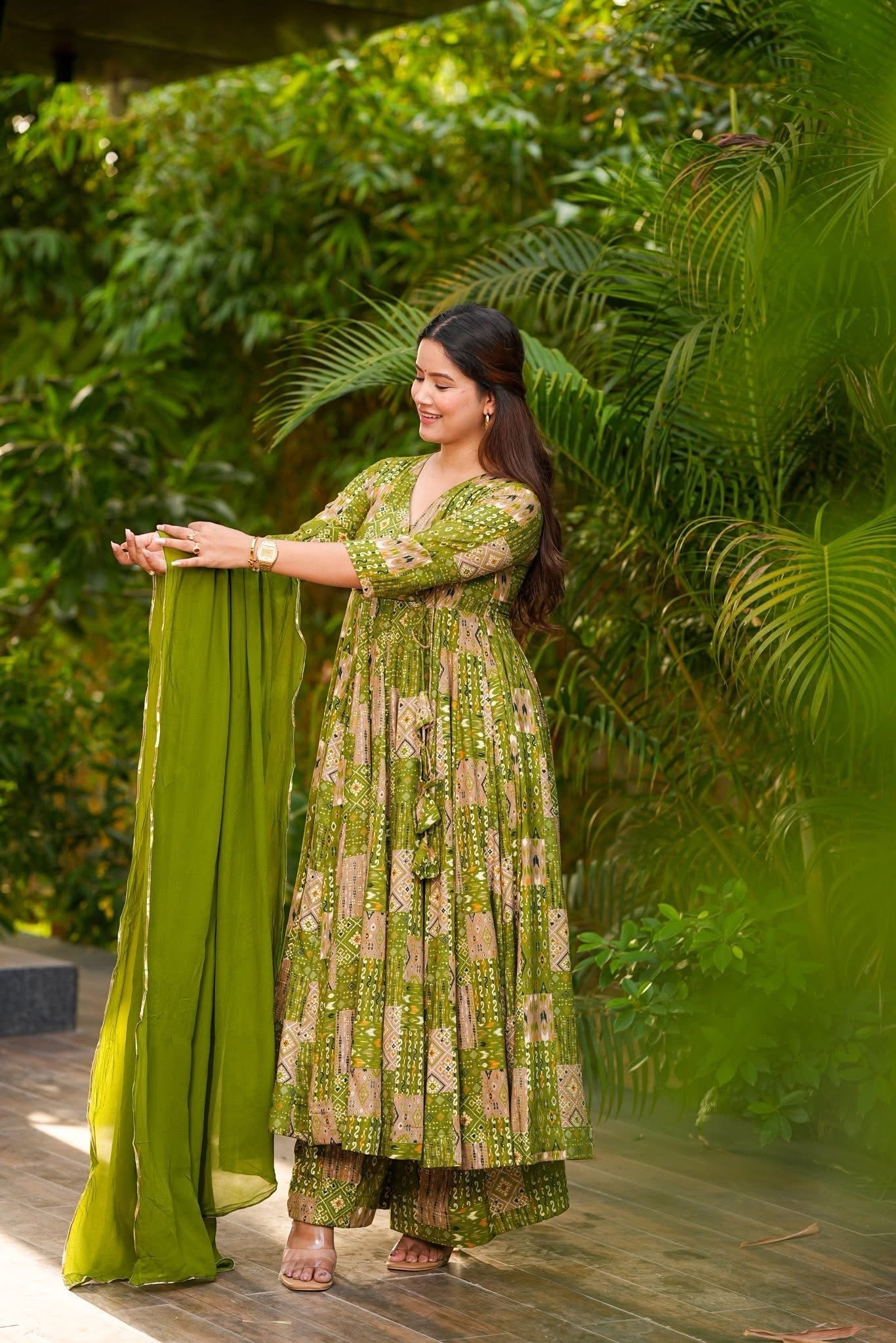 Siya Leaflet Rayon Suit Set