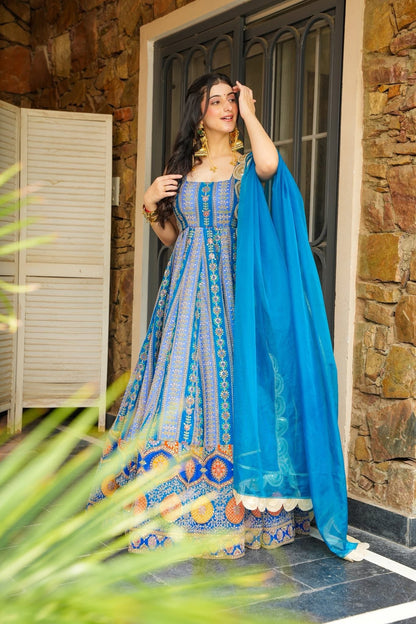 Azure Aabroo Maxi Set