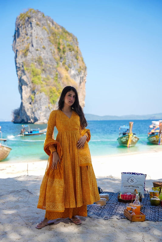 Izumi cotton Angarkha set