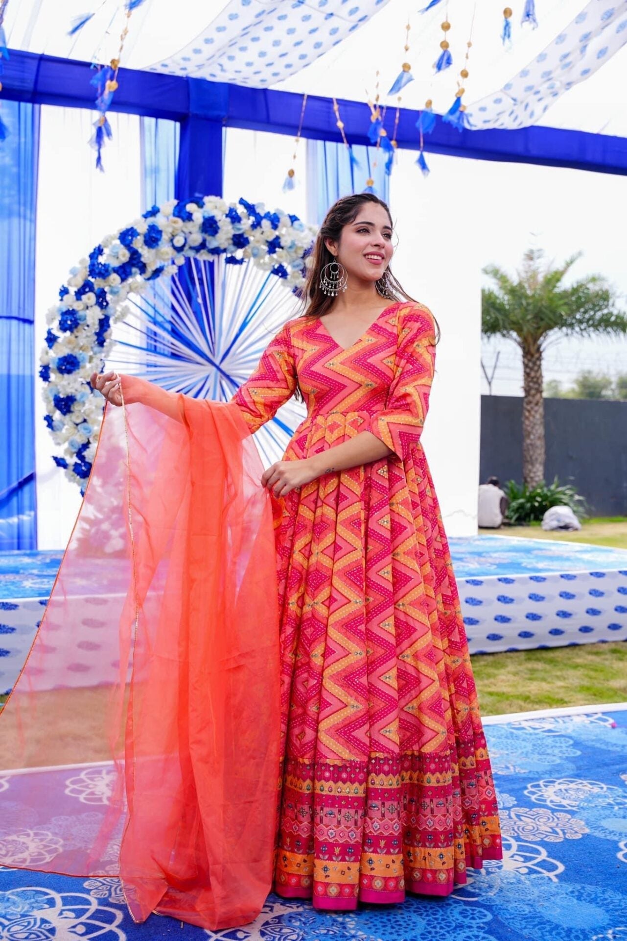 Red Shyla Embroidered Heavy V-Neck Maxi Set