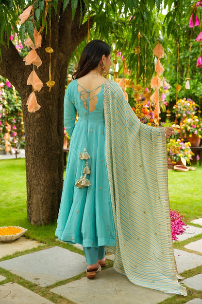 Aqua Noor Suit Set