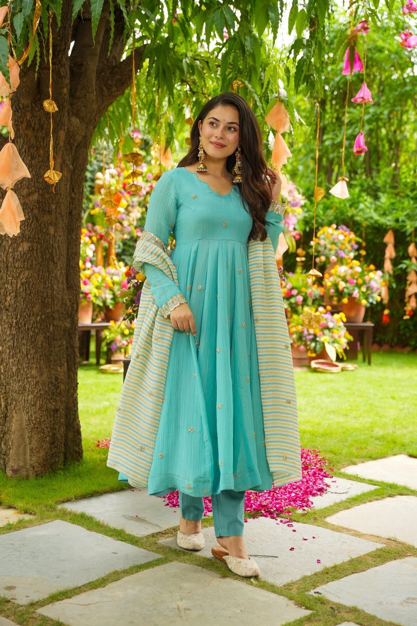 Aqua Noor Suit Set