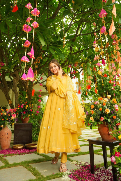 Tavishi Yellow Suit Set
