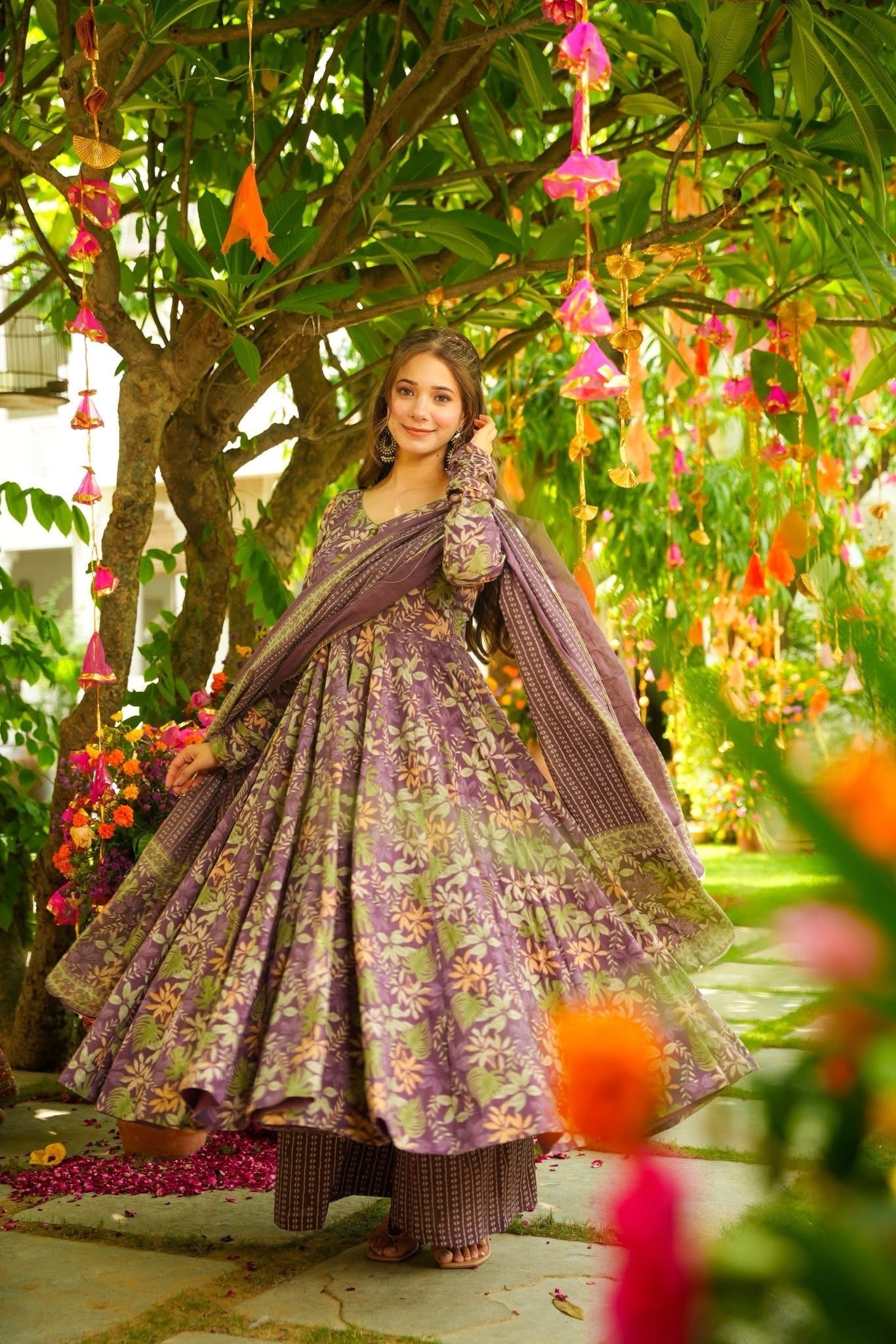 Parvaneh Gul Suit Set