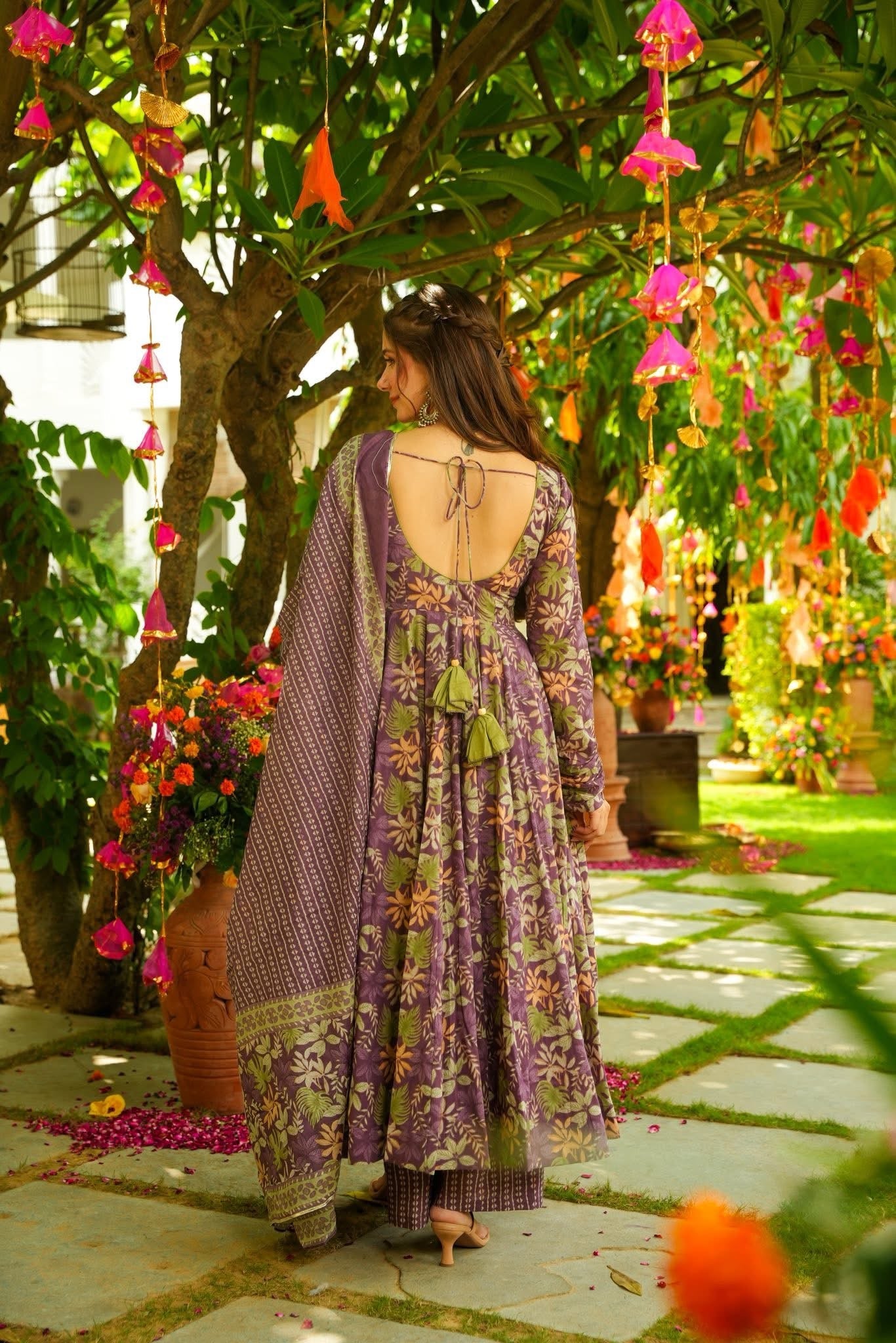 Parvaneh Gul Suit Set