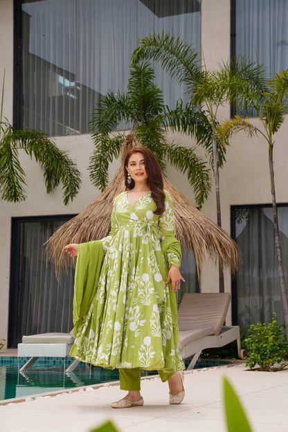 Lush Green Glow Cotton Suit Set