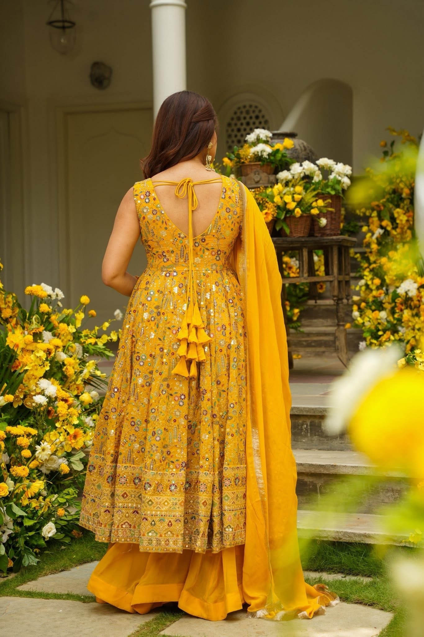 Sunahraaj Crown Yellow Heavy Suit Set