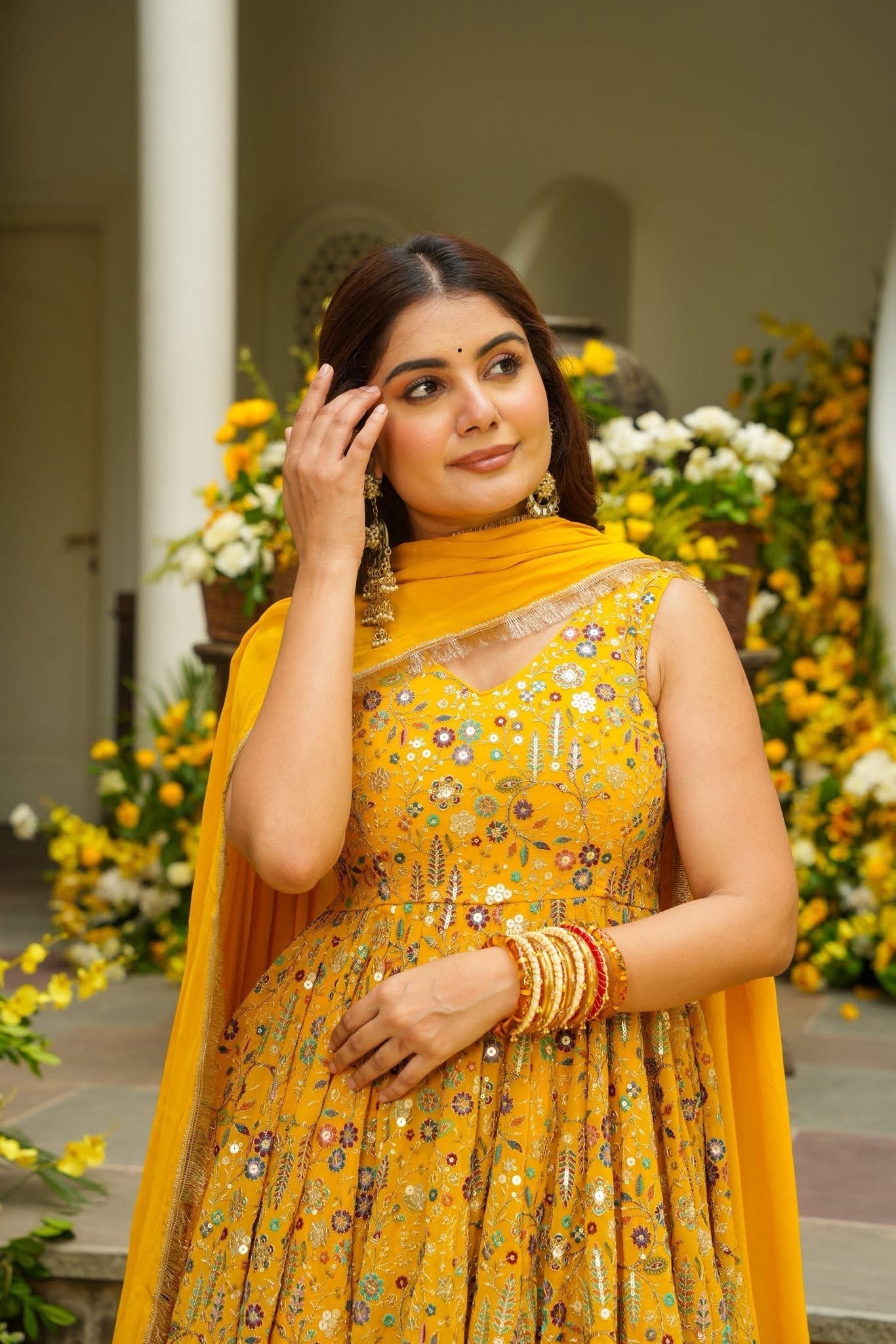 Sunahraaj Crown Yellow Heavy Suit Set