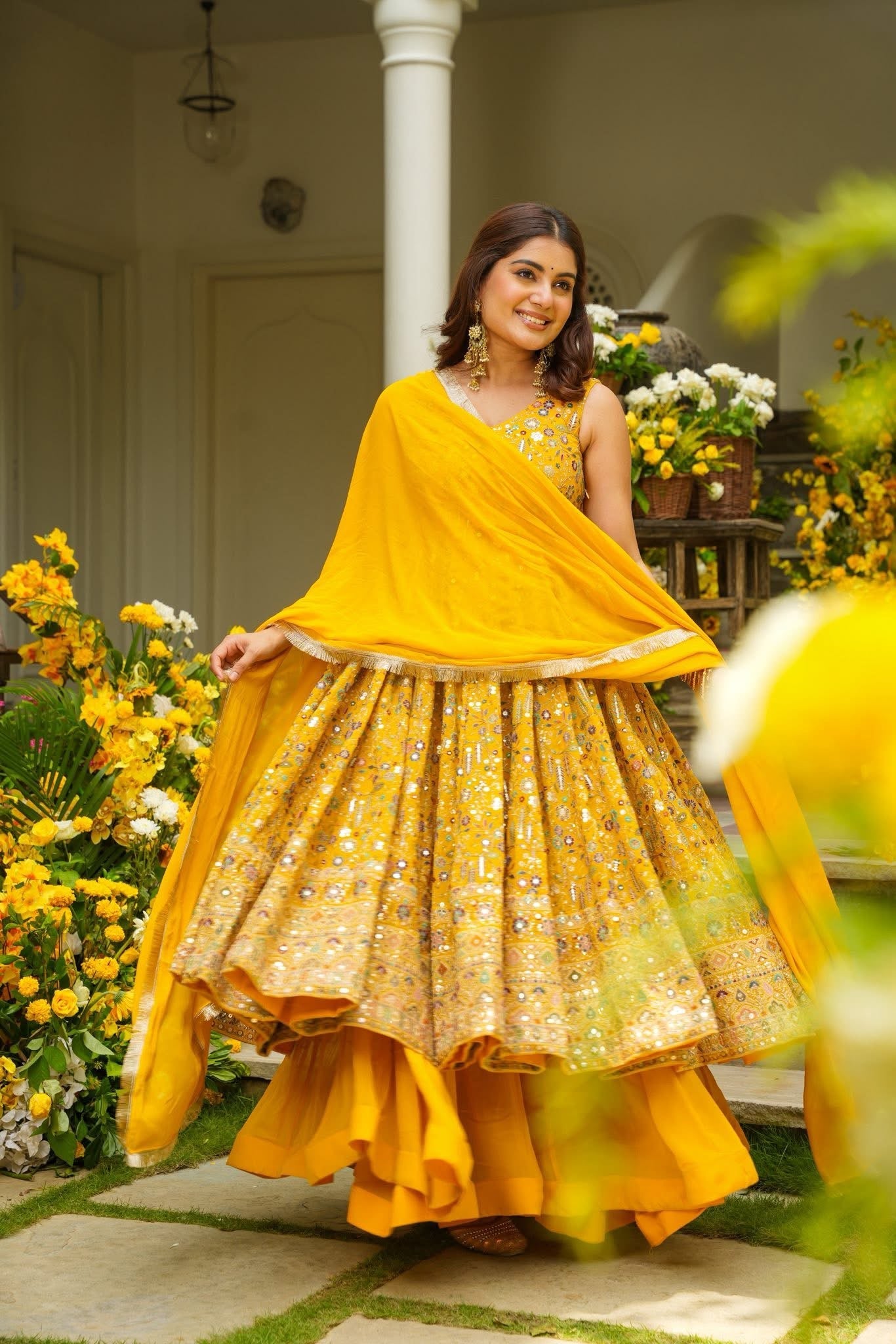 Sunahraaj Crown Yellow Heavy Suit Set