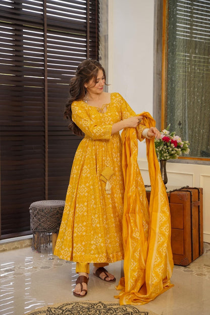 rutvi yellow suit set
