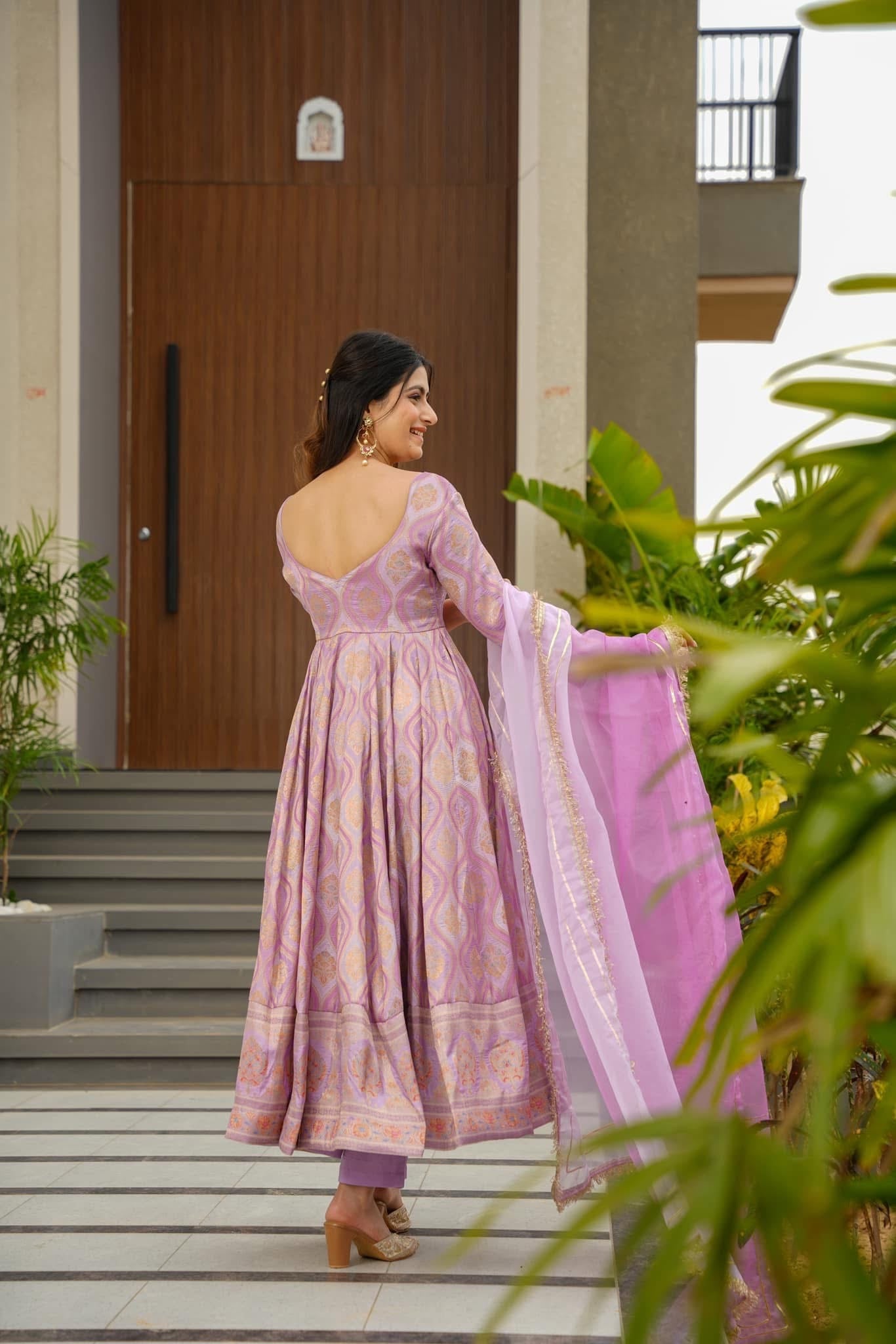 Ruhani Elegance Lavender Suit Set