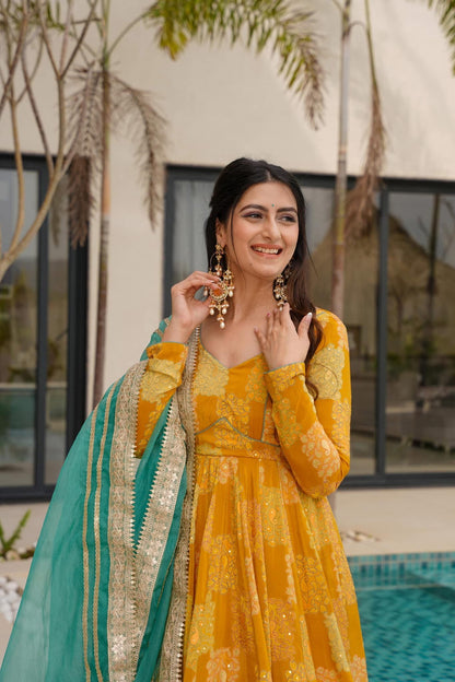 Amber Spark Yellow Maxi Suit Set