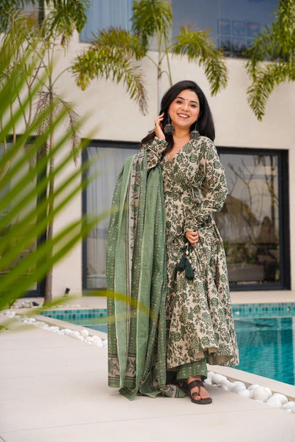 Khanak Green Cotton Suit Set