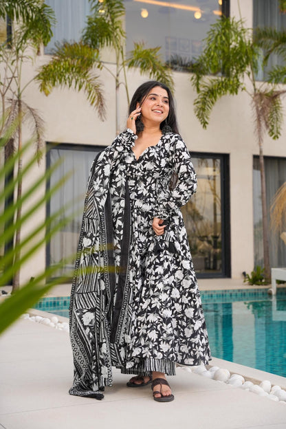 Prisha Black Cotton Suit Set