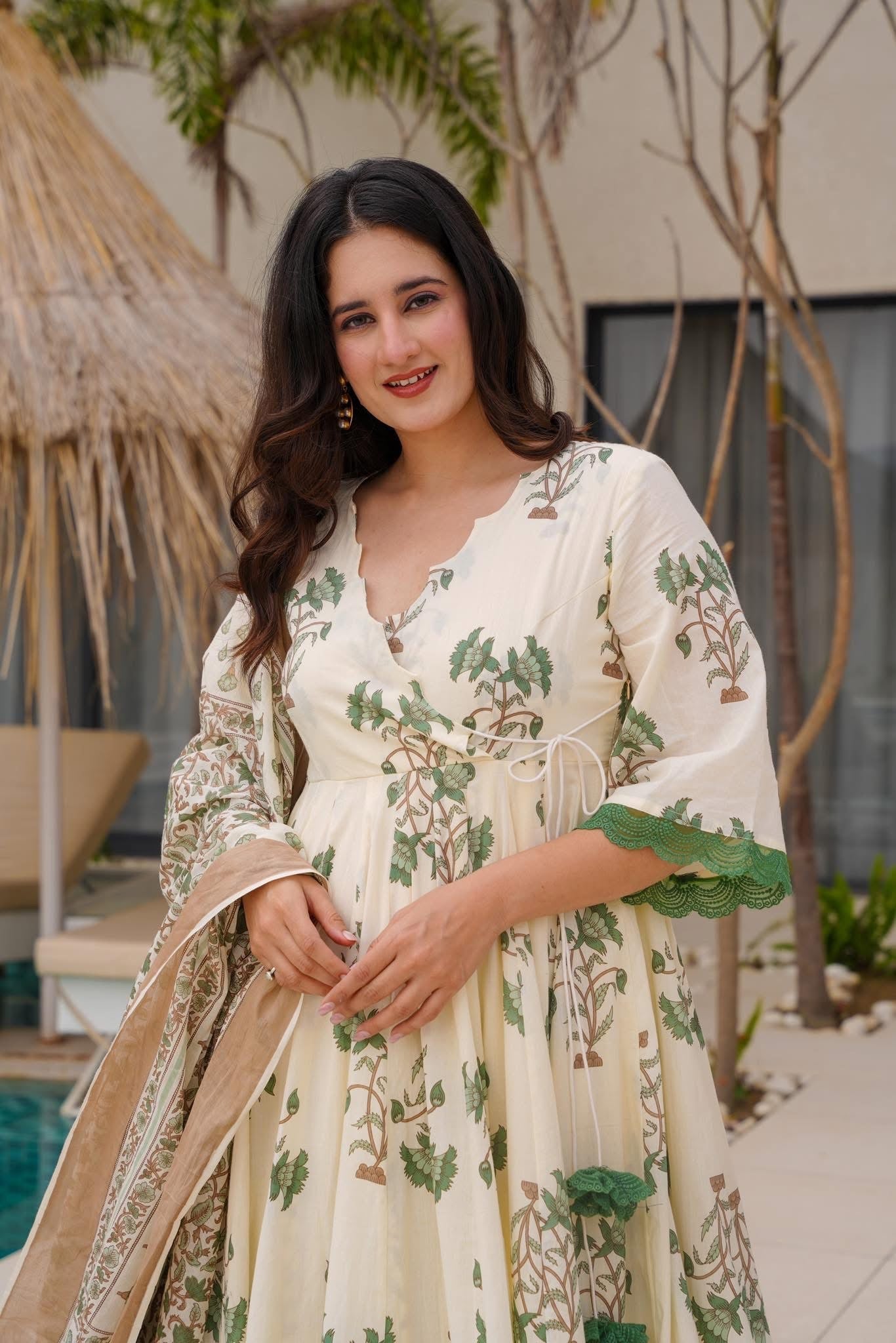 Samaira Ivory Cotton Suit Set