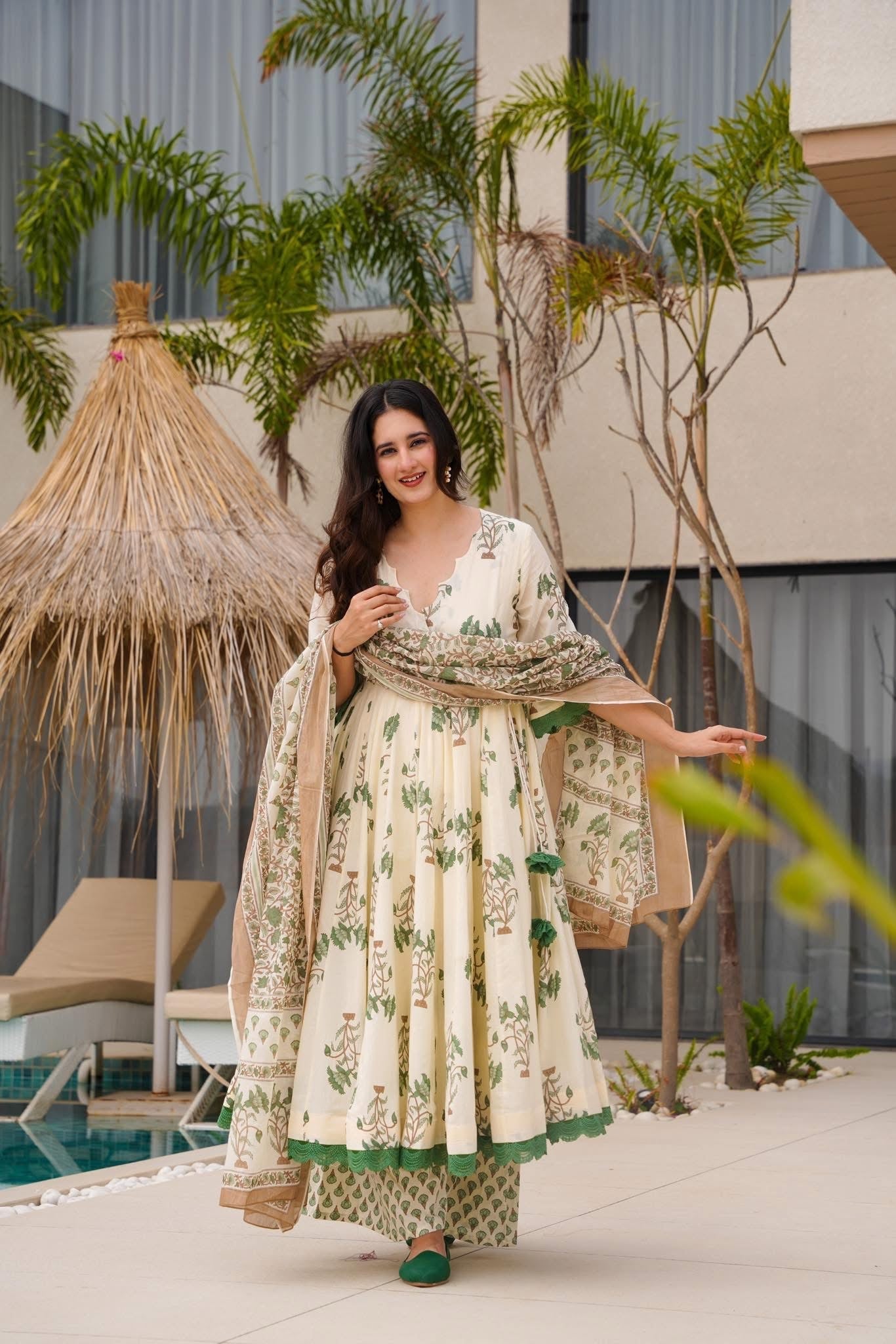 Samaira Ivory Cotton Suit Set