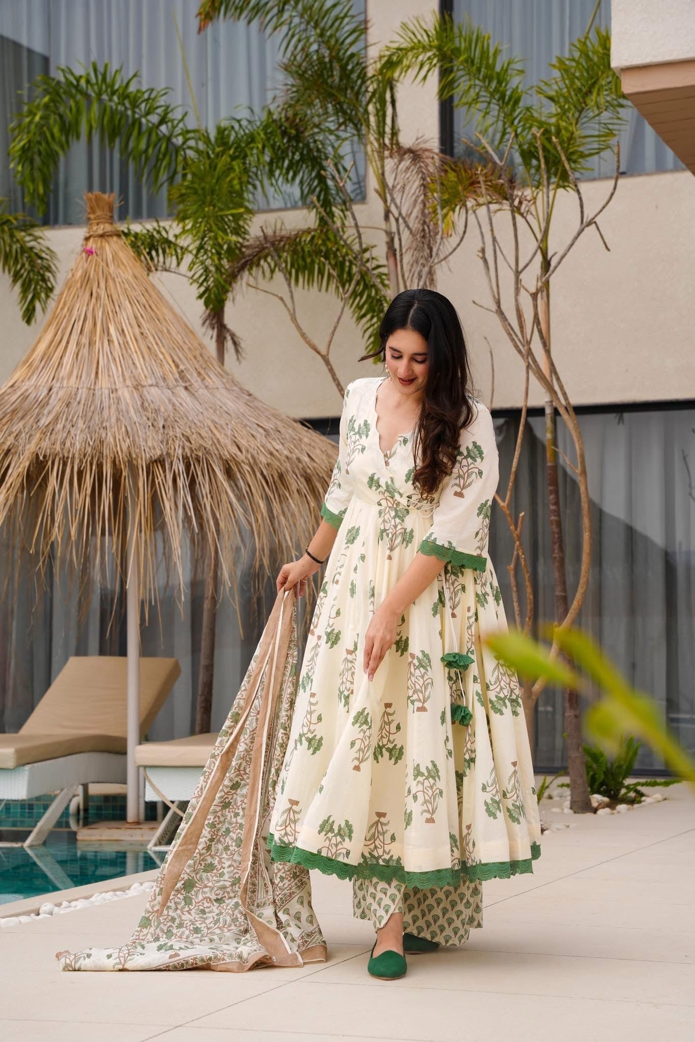 Samaira Ivory Cotton Suit Set