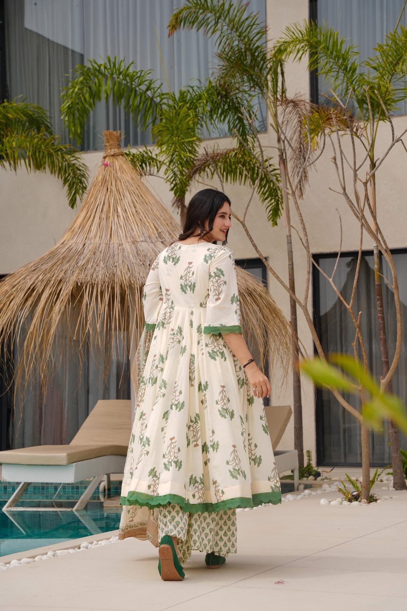 Samaira Ivory Cotton Suit Set