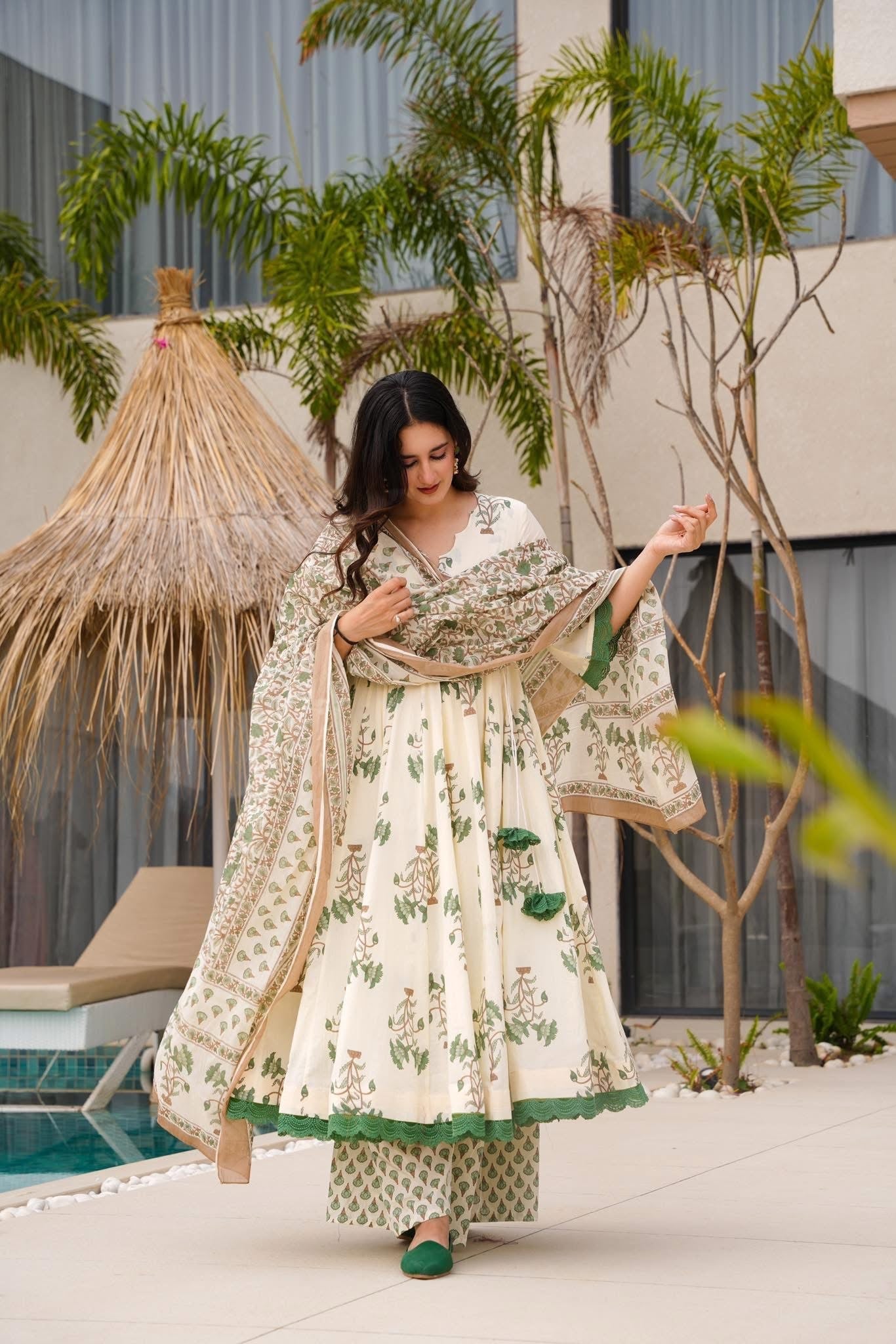 Samaira Ivory Cotton Suit Set