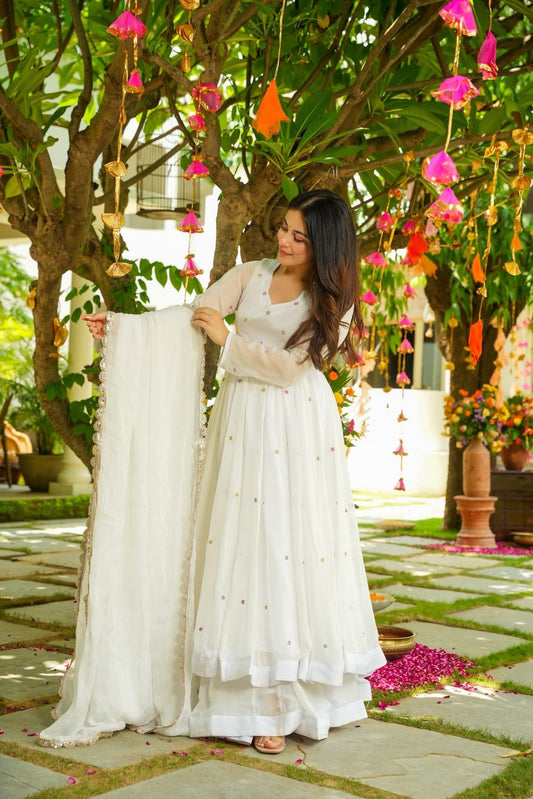 Nivara White Embroidered Organza Anarkali Suit Set