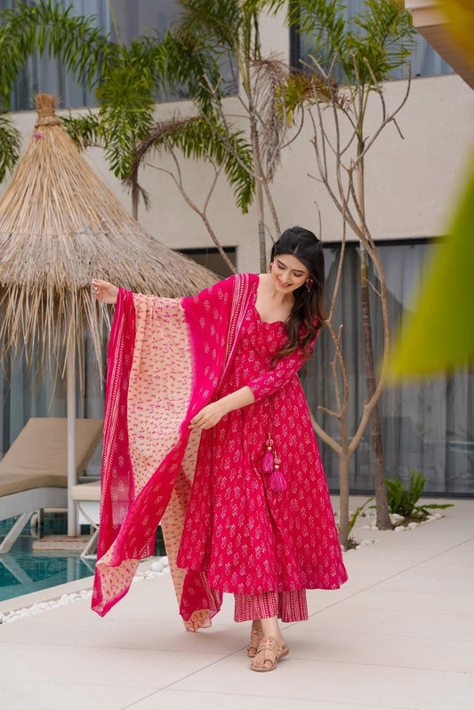 Zeenat Pink Muslin Suit Set