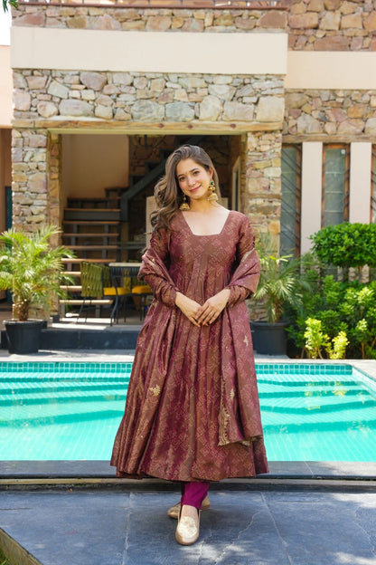 Bronze Glow Cosmos Kurta Set