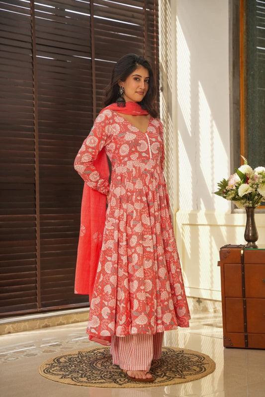 Jagruthi cotton suit set