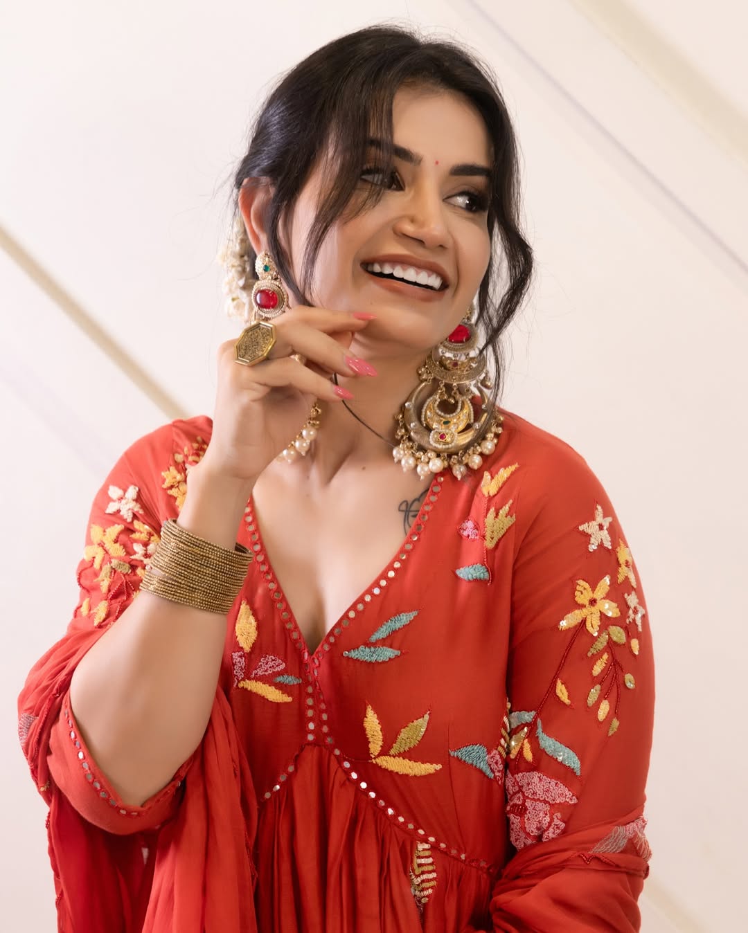 Gulzaar Rust: Hand-Embroidered Kaftan Kurta Set