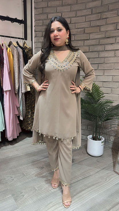 Rakhi Mouse Mirror suit