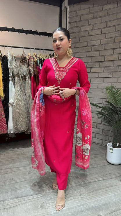 Jantar Mantar Hot pink suit