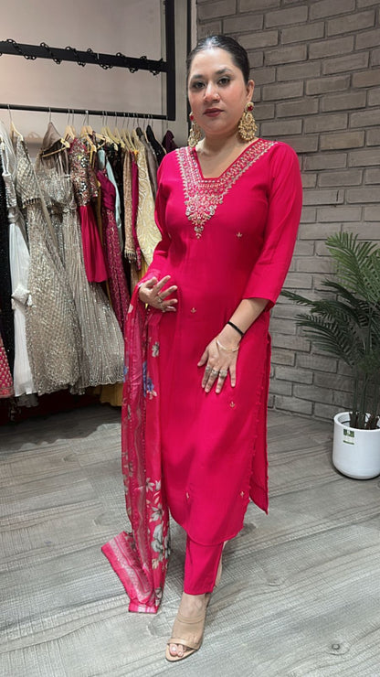 Jantar Mantar Hot pink suit